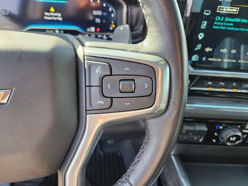 Used 2022 Chevrolet Silverado 1500 LTZ w/ LTZ Premium Package AWD/4WD image 19