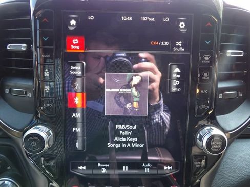 Used 2021 RAM 1500 Rebel AWD/4WD image 29
