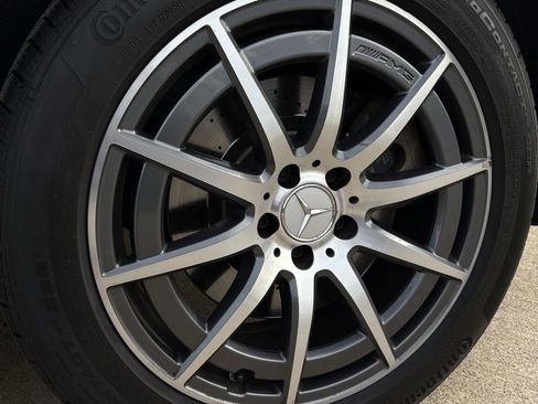 Used 2022 Mercedes-Benz GLB 35 AMG 4MATIC image 11