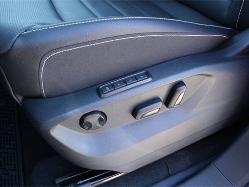 New 2026 Volkswagen Atlas SEL image 12