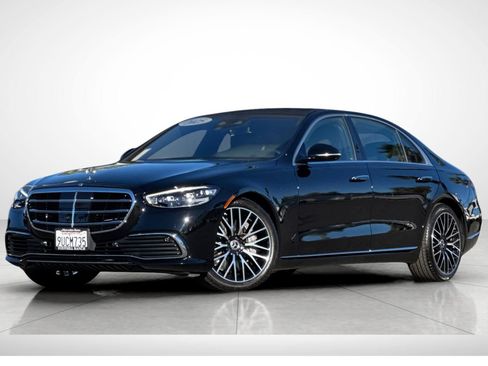 Certified 2025 Mercedes-Benz S 580 4MATIC Sedan image 2