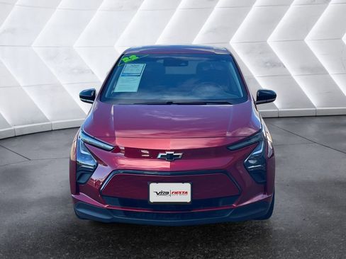 Used 2022 Chevrolet Bolt LT image 2