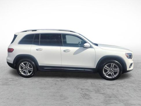 Used 2020 Mercedes-Benz GLB 250 4MATIC image 5