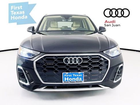 Used 2024 Audi Q5 2.0T Premium w/ Convenience Package image 2