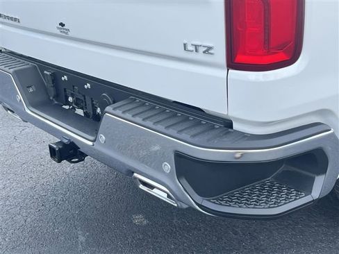 New 2025 Chevrolet Silverado 1500 LTZ image 32