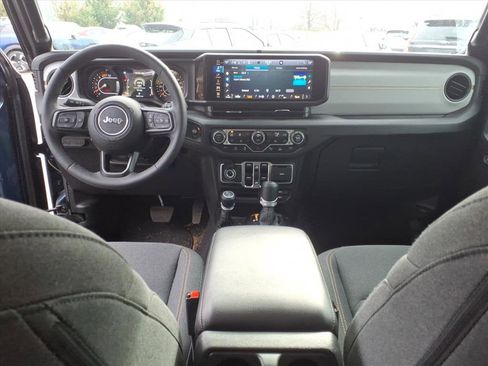 Used 2025 Jeep Wrangler Sport S image 6
