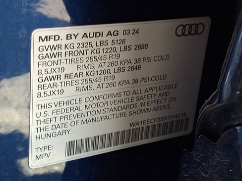 Used 2024 Audi Q3 2.0T Premium Plus w/ Premium Plus Package image 29