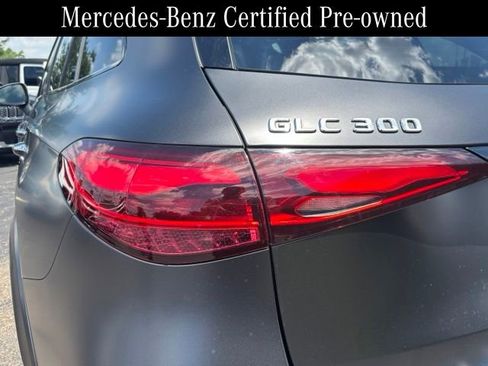 Used 2024 Mercedes-Benz GLC 300 4MATIC image 11