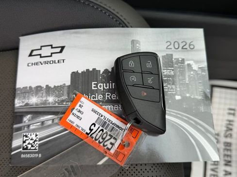 New 2026 Chevrolet Equinox LT w/ Convenience Package II AWD/4WD image 39