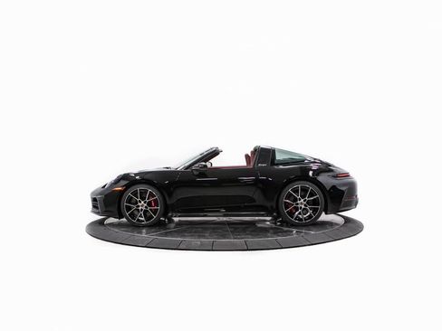 New 2026 Porsche 911 Targa 4S image 2