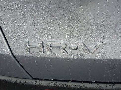 New 2026 Honda HR-V LX image 8