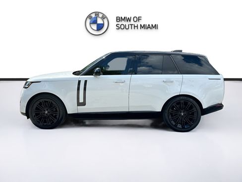 Used 2024 Land Rover Range Rover SE image 4