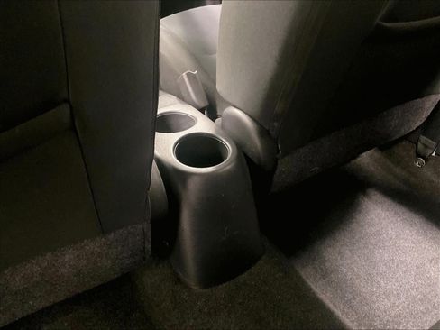 Used 2014 Nissan Versa Note S image 26