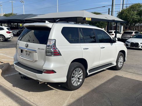 Used 2023 Lexus GX 460 Premium AWD/4WD image 3