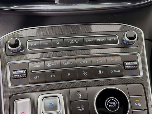 Used 2023 Hyundai Santa Fe Calligraphy image 19