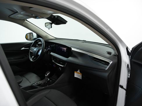 New 2026 Buick Encore GX Preferred w/ Comfort Package image 19