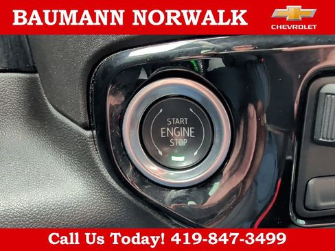 Used 2025 Chevrolet Silverado 2500 LT w/ Texas Edition image 34