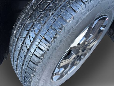 New 2025 Kia Sorento S w/ Panoramic Sunroof Package image 23