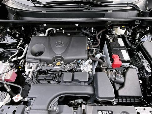 Used 2024 Toyota RAV4 XLE image 29