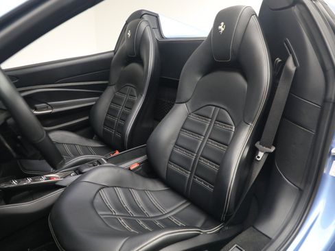 Certified 2021 Ferrari F8 Tributo RWD image 15