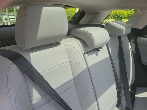 New 2025 Land Rover Range Rover Evoque S image 18