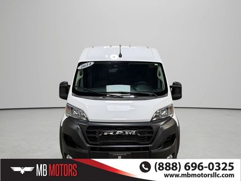 Used 2024 RAM ProMaster 2500 w/ Safety Group FWD image 2