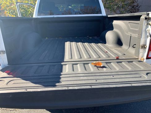 Used 2017 RAM 1500 Express w/ Express Value Package image 27