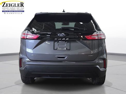 Used 2024 Ford Edge SEL w/ Sport Appearance Package AWD/4WD image 6
