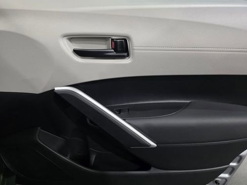 Used 2026 Toyota Corolla Cross L FWD image 13