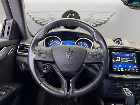 Used 2019 Maserati Ghibli RWD image 12