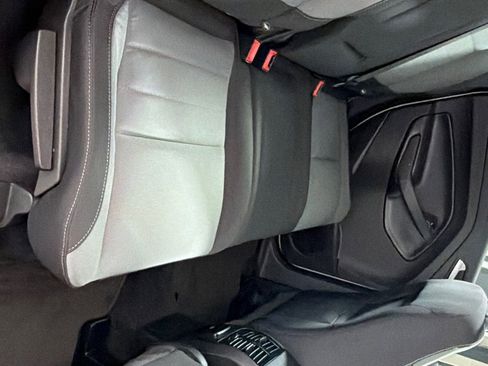 Used 2016 Ford Escape SE w/ Equipment Group 201A FWD image 21