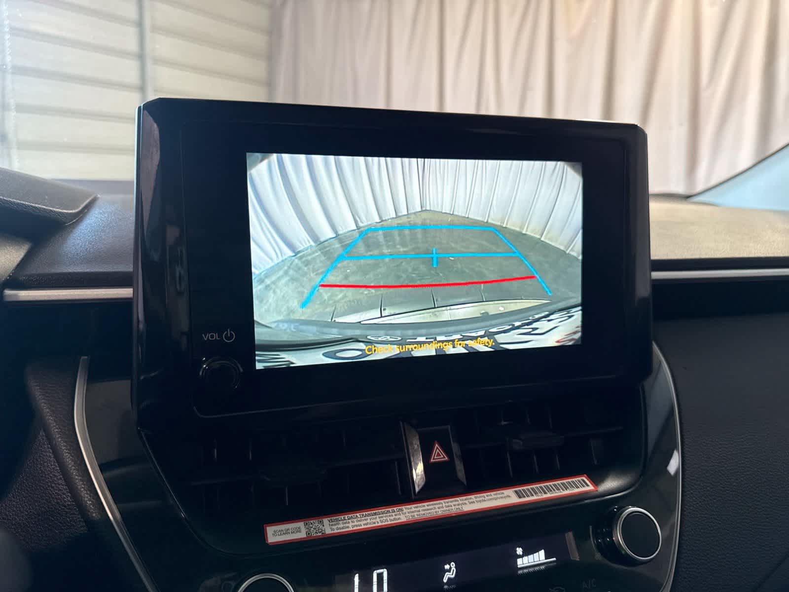 Used 2025 Toyota Corolla LE FWD image 29
