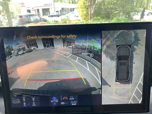 Certified 2025 Toyota 4Runner Limited image 24