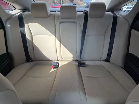 Used 2018 Honda Civic EX image 44