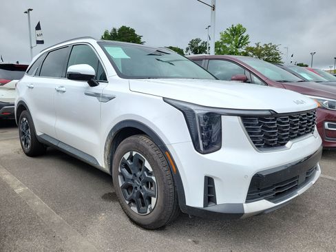 Used 2026 Kia Sorento S w/ S Panoramic Sunroof Package FWD image 1
