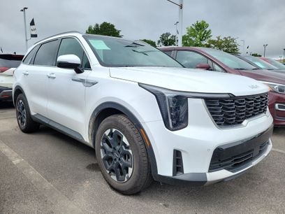 Used 2026 Kia Sorento S w/ S Panoramic Sunroof Package