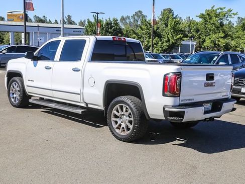 Used 2017 GMC Sierra 1500 Denali AWD/4WD image 2