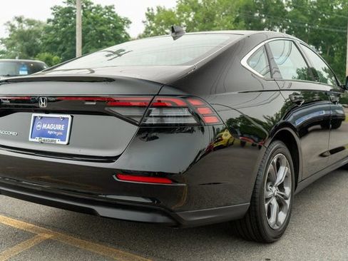 Used 2023 Honda Accord EX image 6