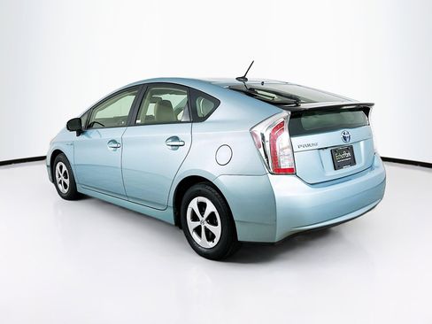 Used 2015 Toyota Prius Four image 5