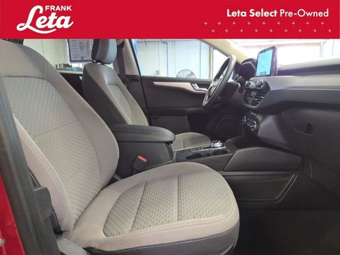 Used 2020 Ford Escape SE FWD image 19