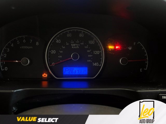 Used 2010 Hyundai Elantra GLS FWD image 14