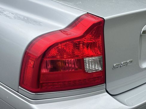 Used 2004 Volvo S80 2.9 FWD image 23
