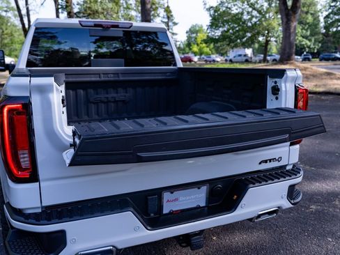 Used 2020 GMC Sierra 1500 AT4 w/ AT4 Premium Package AWD/4WD image 32