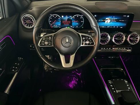 Certified 2022 Mercedes-Benz EQB 350 4MATIC image 17