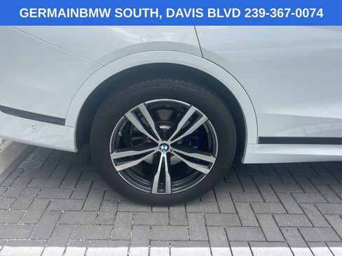 Certified 2022 BMW X7 xDrive40i w/ M Sport Package AWD/4WD image 21