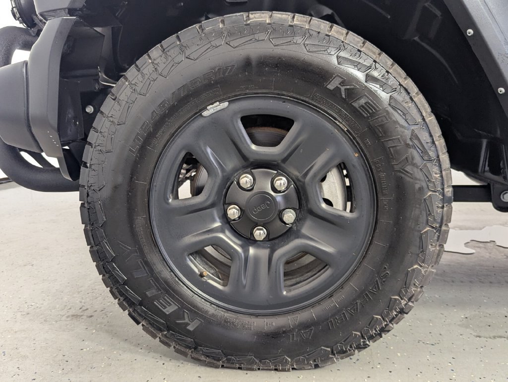 Used 2022 Jeep Wrangler Sport AWD/4WD image 8