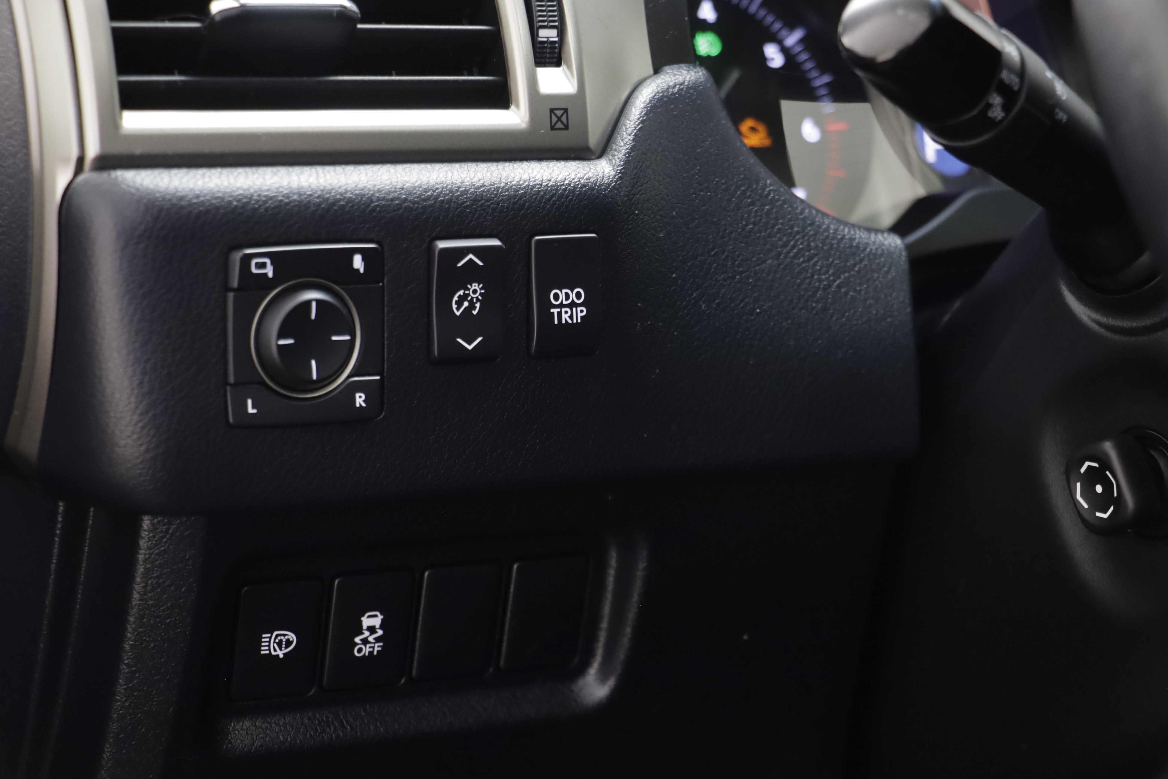 Used 2018 Lexus GX 460 Premium w/ Premium Package AWD/4WD image 7