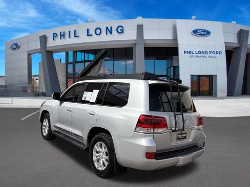 Used 2016 Toyota Land Cruiser AWD/4WD image 38