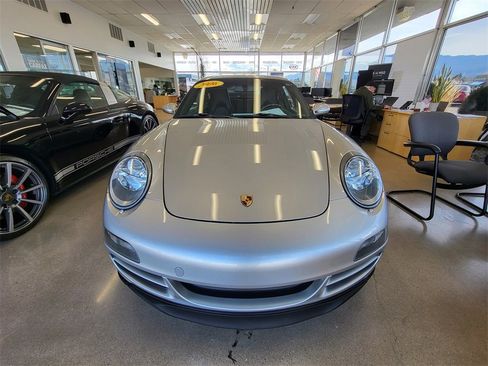 Used 2006 Porsche 911 Carrera 4 image 2