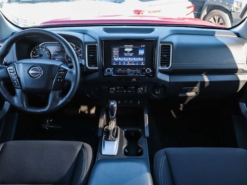 Used 2023 Nissan Frontier SV w/ SV Convenience Package image 12